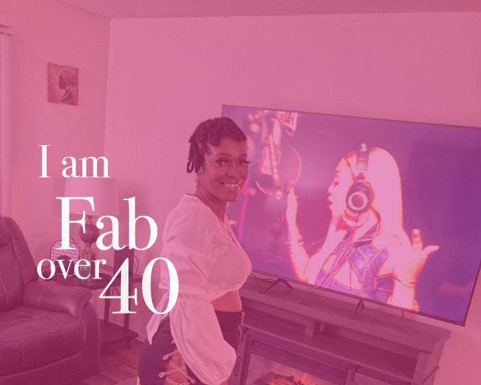 Leigh Harris FabOver40